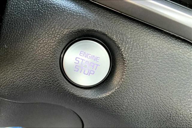 Photo of 2025 Ebony Black Kia Sorento