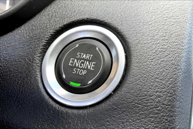 Photo of 2021 Crystal White Tri-Coat Cadillac XT4