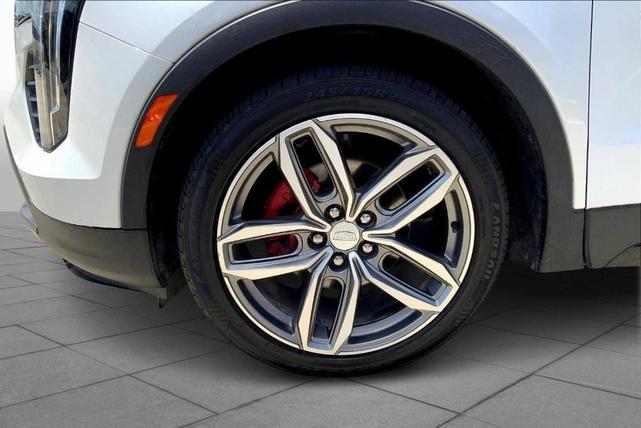 Photo of 2021 Crystal White Tri-Coat Cadillac XT4