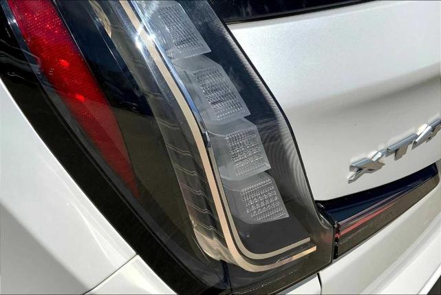 Photo of 2021 Crystal White Tri-Coat Cadillac XT4
