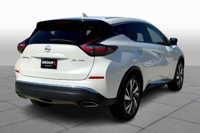 Photo of 2023 White Nissan Murano