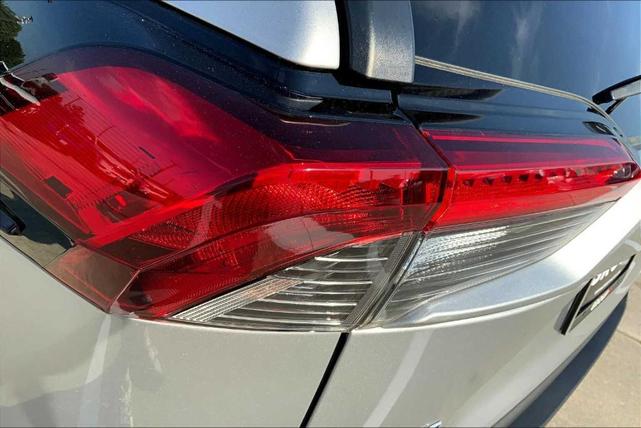 Photo of 2019 Silver Sky Metallic Toyota RAV4