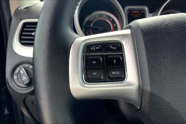 Photo of 2015 Pitch Black Clearcoat Dodge Journey