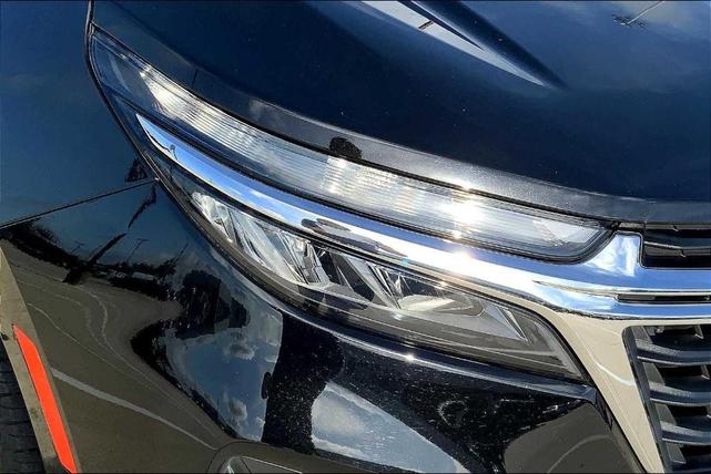 Photo of 2023 Mosaic Black Metallic Chevrolet Equinox