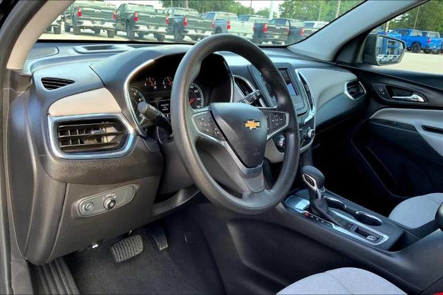 Photo of 2023 Mosaic Black Metallic Chevrolet Equinox