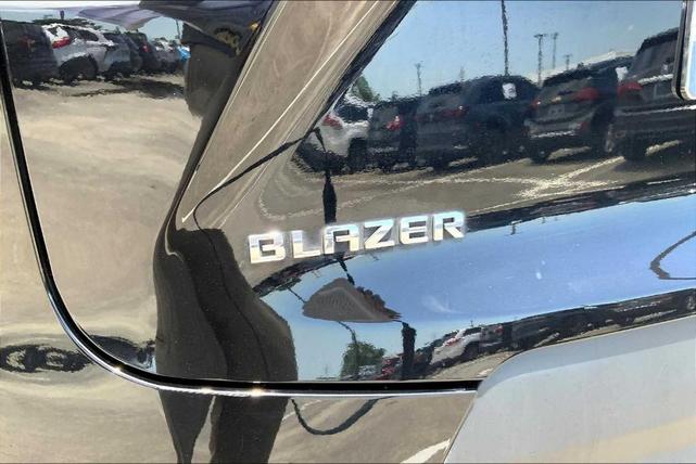 Photo of 2023 Black Chevrolet Blazer