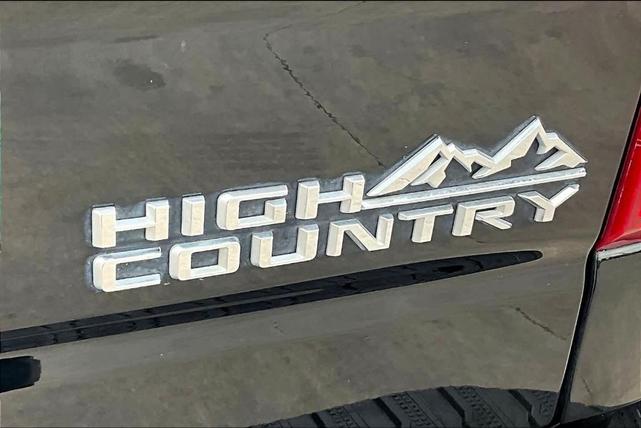 Photo of 2022 Black Chevrolet Silverado 1500 Limited