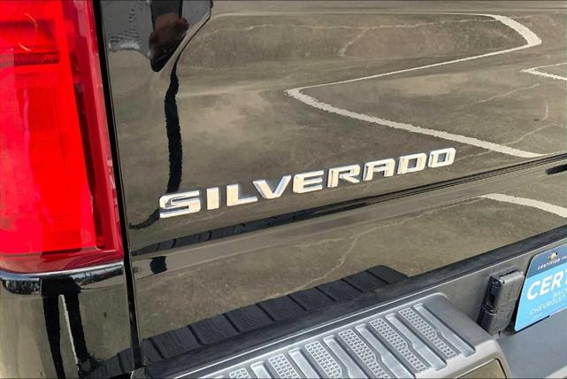 Photo of 2022 Black Chevrolet Silverado 1500 Limited