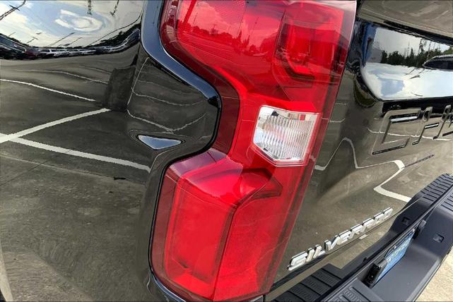 Photo of 2022 Black Chevrolet Silverado 1500 Limited