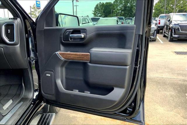 Photo of 2022 Black Chevrolet Silverado 1500 Limited