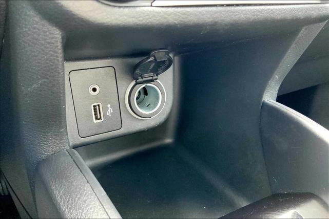Photo of 2021 Super Black Nissan Kicks