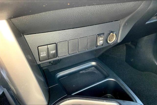 Photo of 2017 Magnetic Gray Metallic Toyota RAV4
