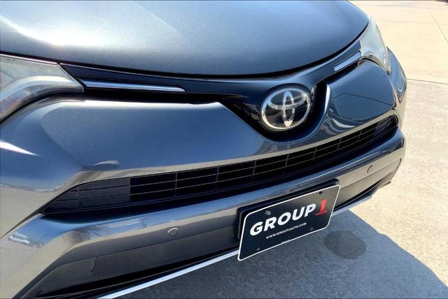 Photo of 2017 Magnetic Gray Metallic Toyota RAV4