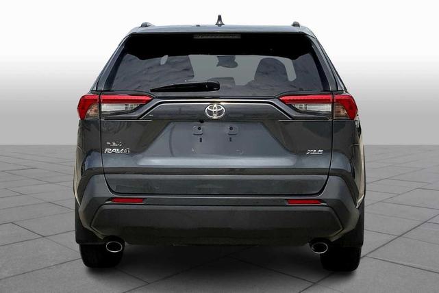 Photo of 2020 Magnetic Gray Metallic Toyota RAV4