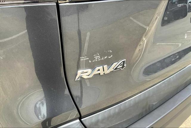 Photo of 2020 Magnetic Gray Metallic Toyota RAV4
