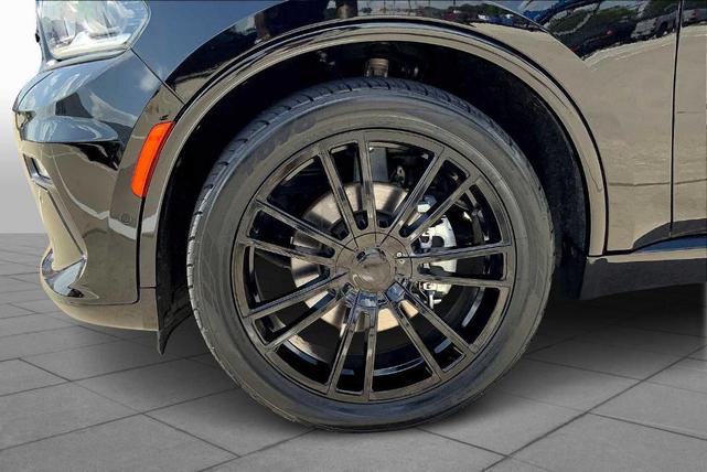 Photo of 2023 DB Black Clearcoat Dodge Durango