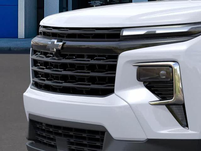 Photo of 2025 White Chevrolet Traverse