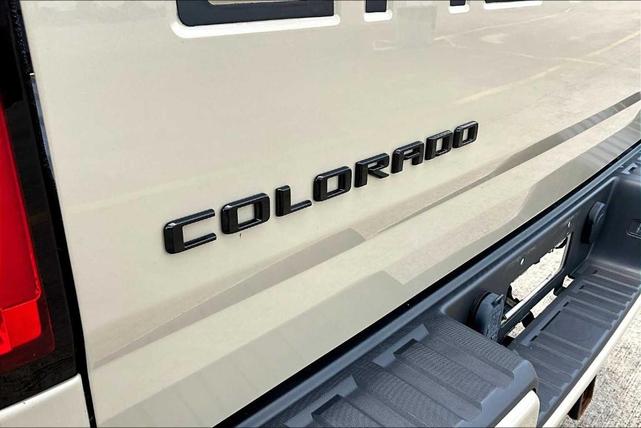 Photo of 2022 Sand Dune Metallic Chevrolet Colorado