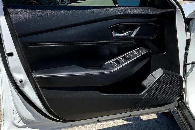 Photo of 2023 Platinum White Pearl Honda Accord Hybrid
