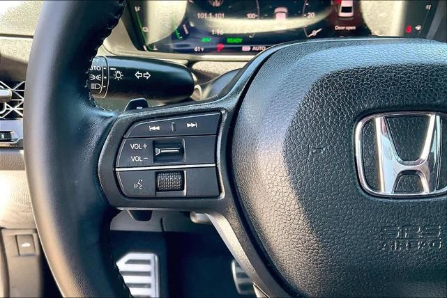 Photo of 2023 Platinum White Pearl Honda Accord Hybrid