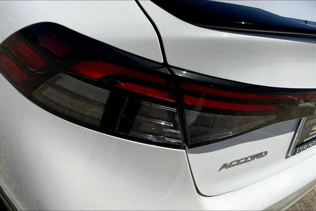 Photo of 2023 Platinum White Pearl Honda Accord Hybrid