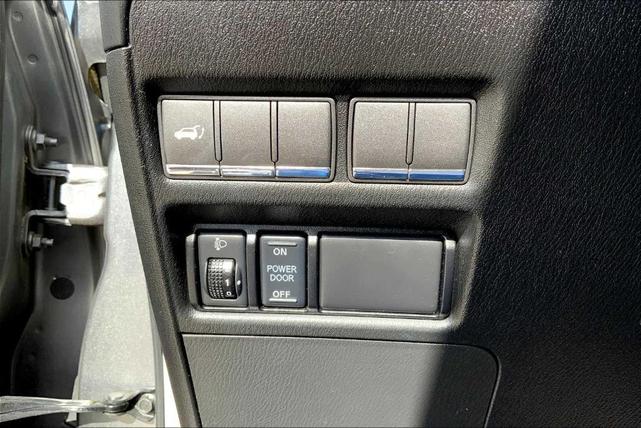 Photo of 2017 Graphite Shadow INFINITI QX80