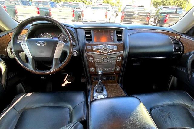 Photo of 2017 Graphite Shadow INFINITI QX80