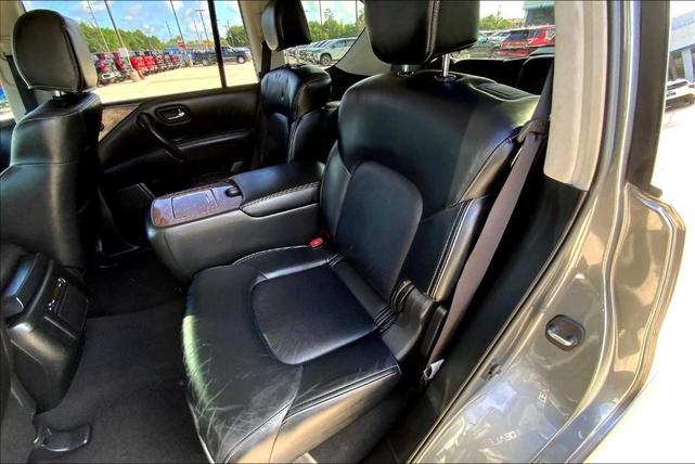 Photo of 2017 Graphite Shadow INFINITI QX80