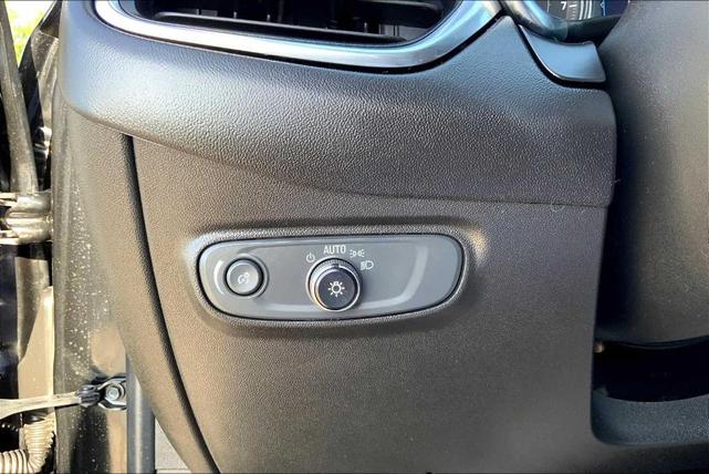 Photo of 2022 Mosaic Black Metallic Chevrolet Equinox