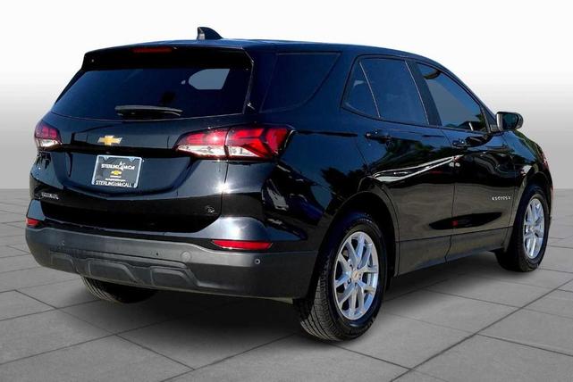 Photo of 2022 Mosaic Black Metallic Chevrolet Equinox