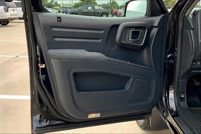 Photo of 2013 Crystal Black Pearl Honda Ridgeline