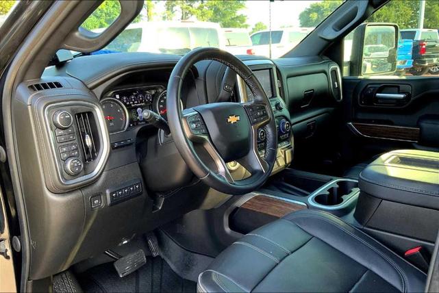 Photo of 2022 Black Chevrolet Silverado 3500