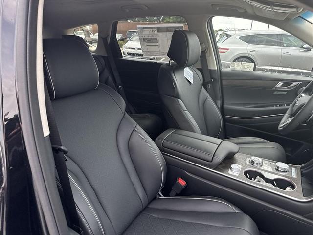 Photo of 2025 Black Genesis GV80