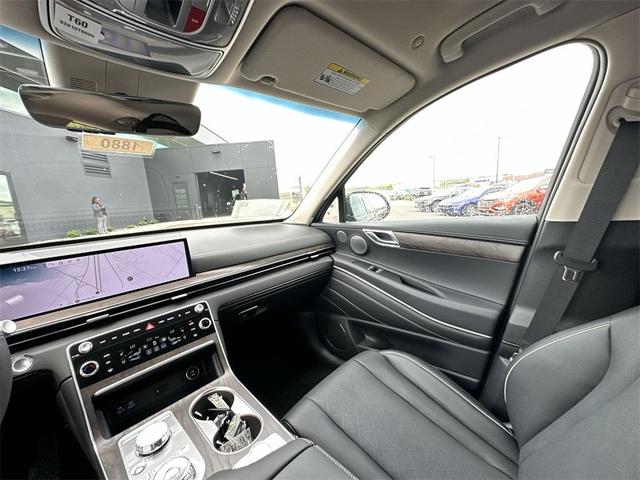 Photo of 2025 Black Genesis GV80