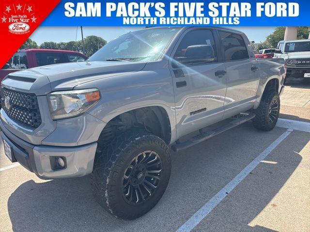 Photo of 2019 Silver Sky Metallic Toyota Tundra