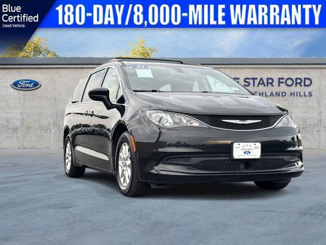 2021 Chrysler Voyager