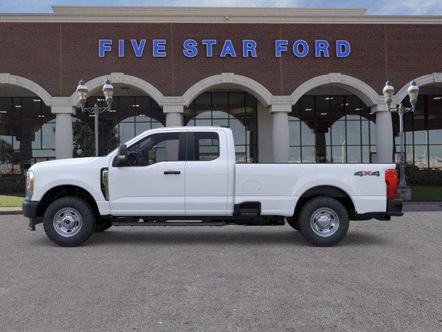 Photo of 2025 Oxford White Ford F-250