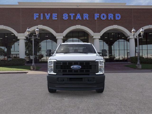 Photo of 2025 Oxford White Ford F-250