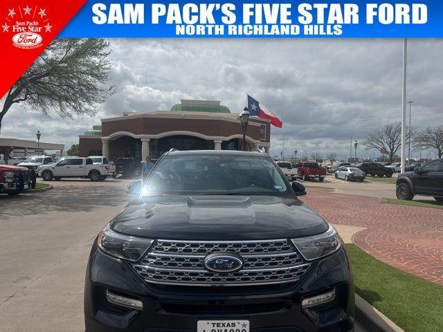2022 Ford Explorer
