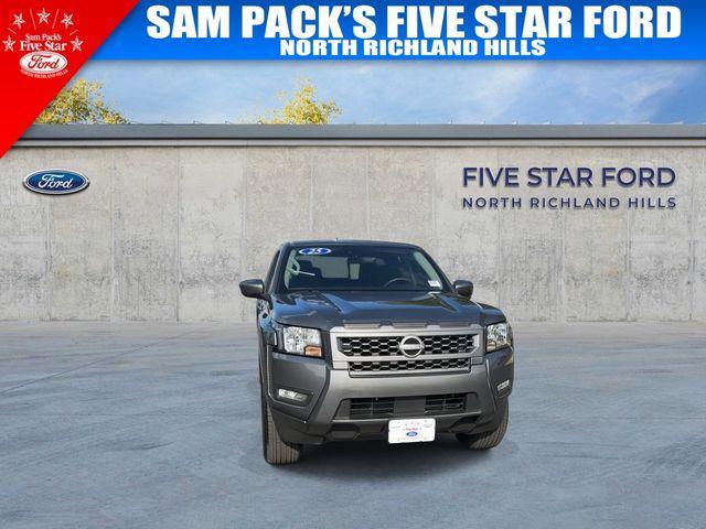 Photo of 2025 Gun Metallic Nissan Frontier