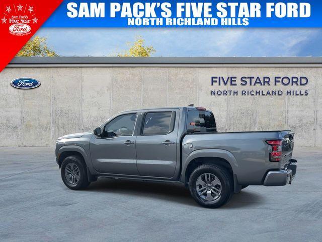 Photo of 2025 Gun Metallic Nissan Frontier