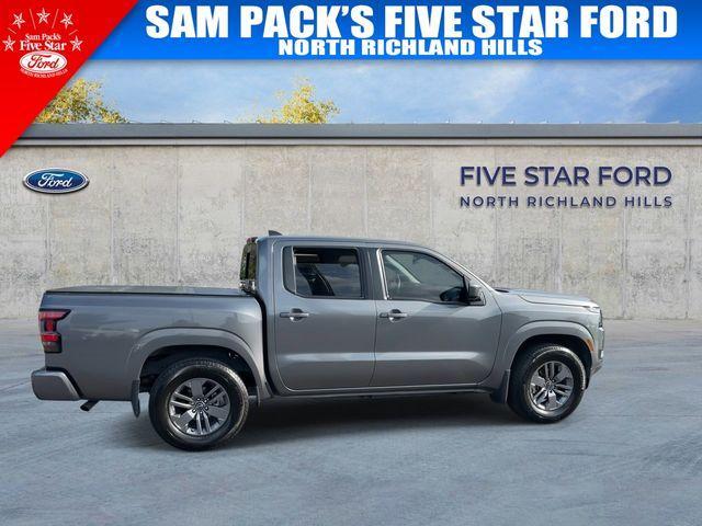 Photo of 2025 Gun Metallic Nissan Frontier