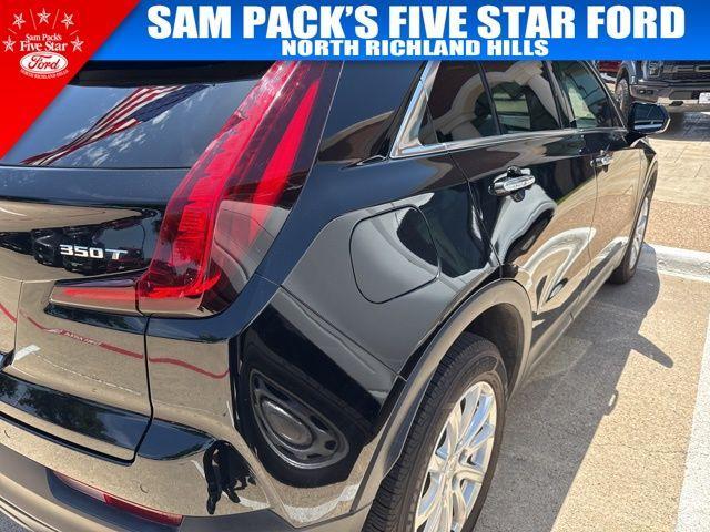 Photo of 2020 Stellar Black Metallic Cadillac XT4