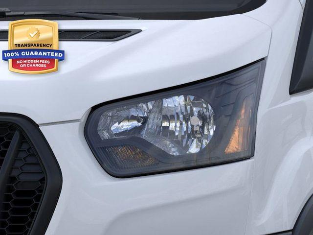 Photo of 2025 Oxford White Ford Transit-250