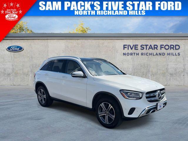 Photo of 2021 Polar White Mercedes-Benz GLC 300