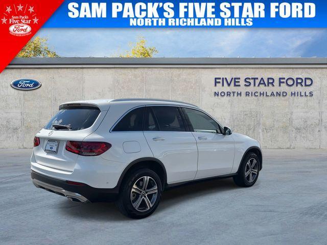 Photo of 2021 Polar White Mercedes-Benz GLC 300