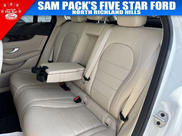 Photo of 2021 Polar White Mercedes-Benz GLC 300