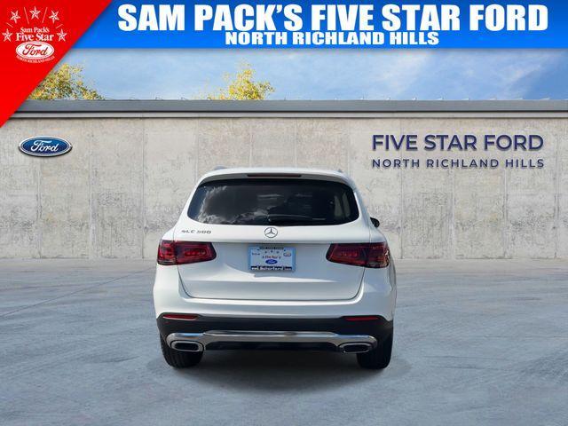 Photo of 2021 Polar White Mercedes-Benz GLC 300