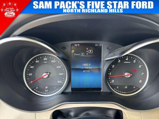 Photo of 2021 Polar White Mercedes-Benz GLC 300