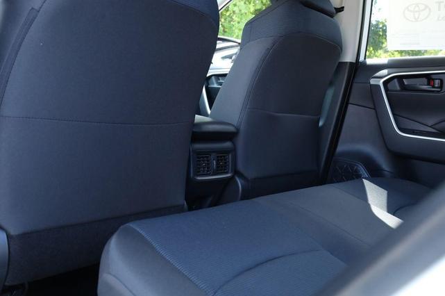 Photo of 2025 Ice Cap Toyota RAV4 Hybrid